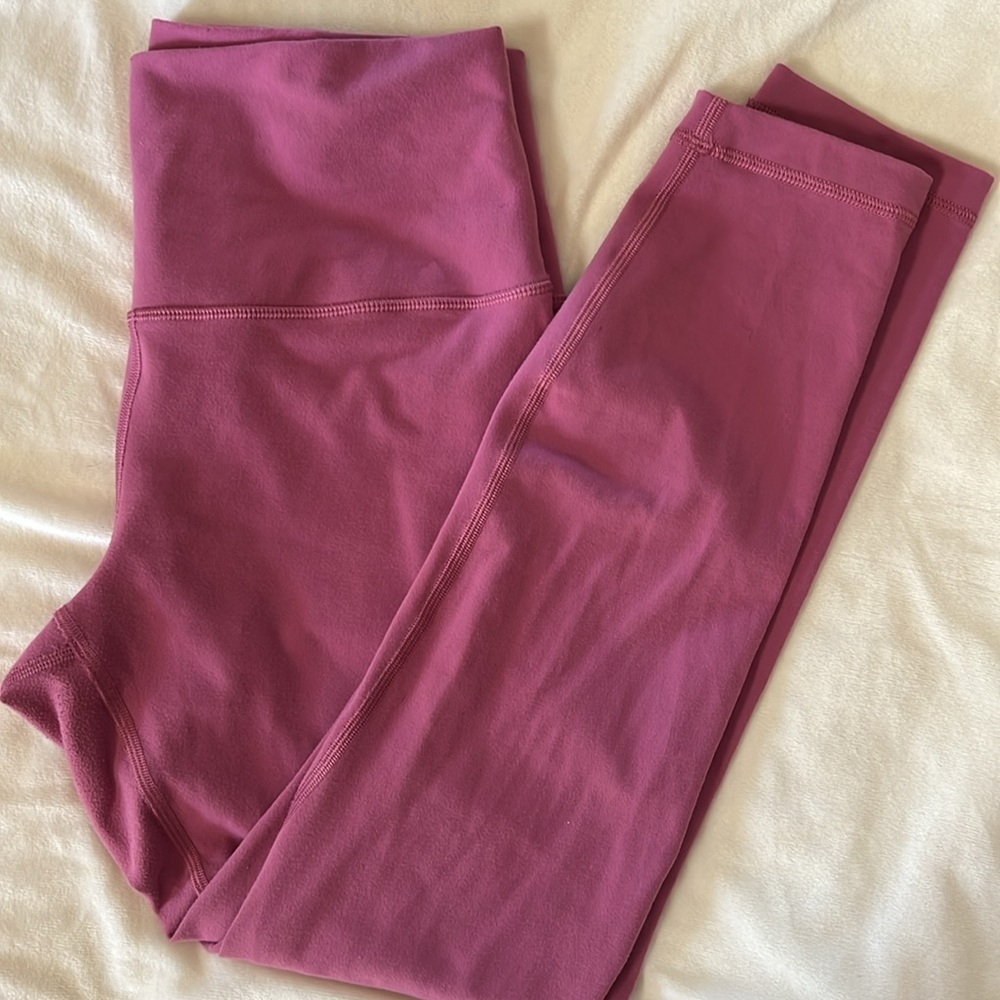 Lululemon Wunder Under - Picture 5 of 5